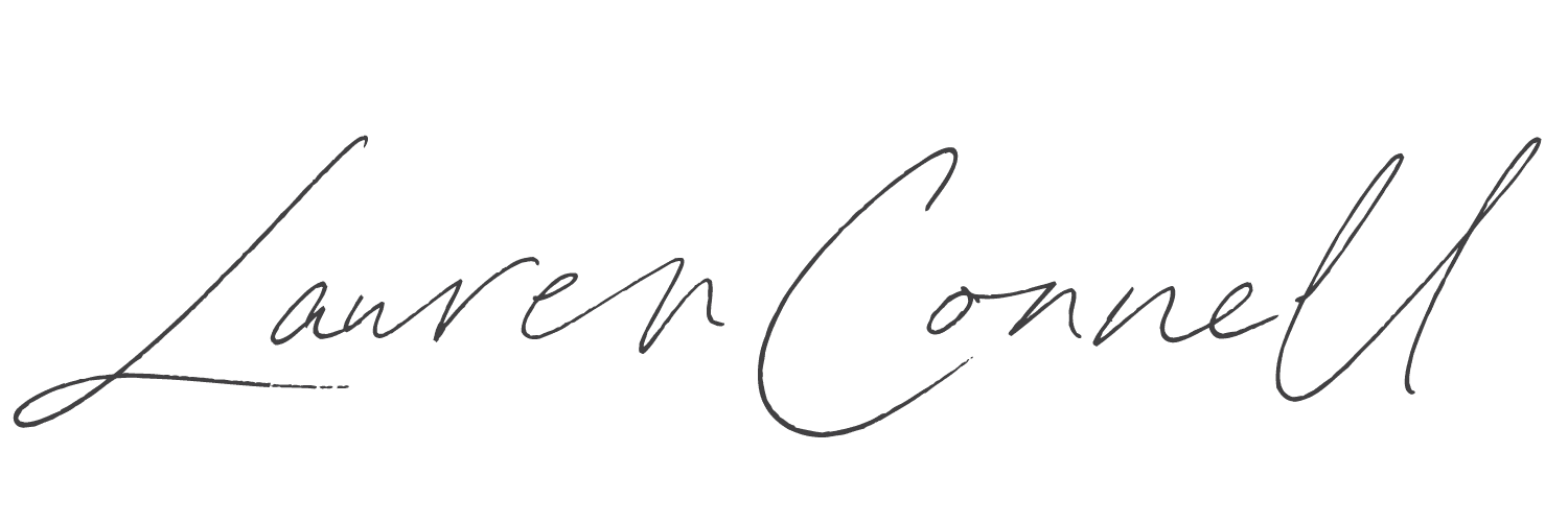 Signature of Lauren Connell